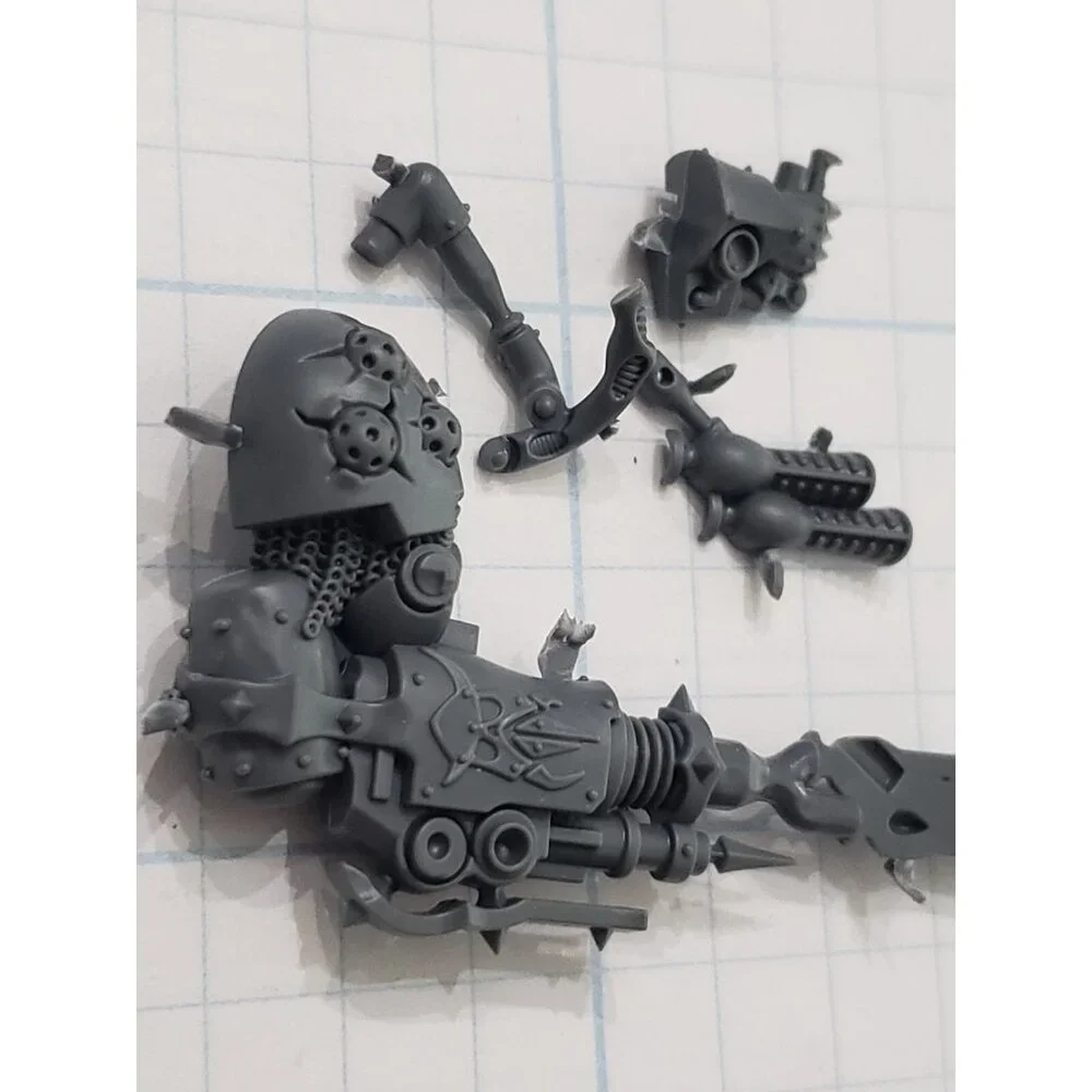 Warhammer 40k Death Guard Bits Lord of Virulence Terminator Plague Spewer w Hand - Picture 3 of 5